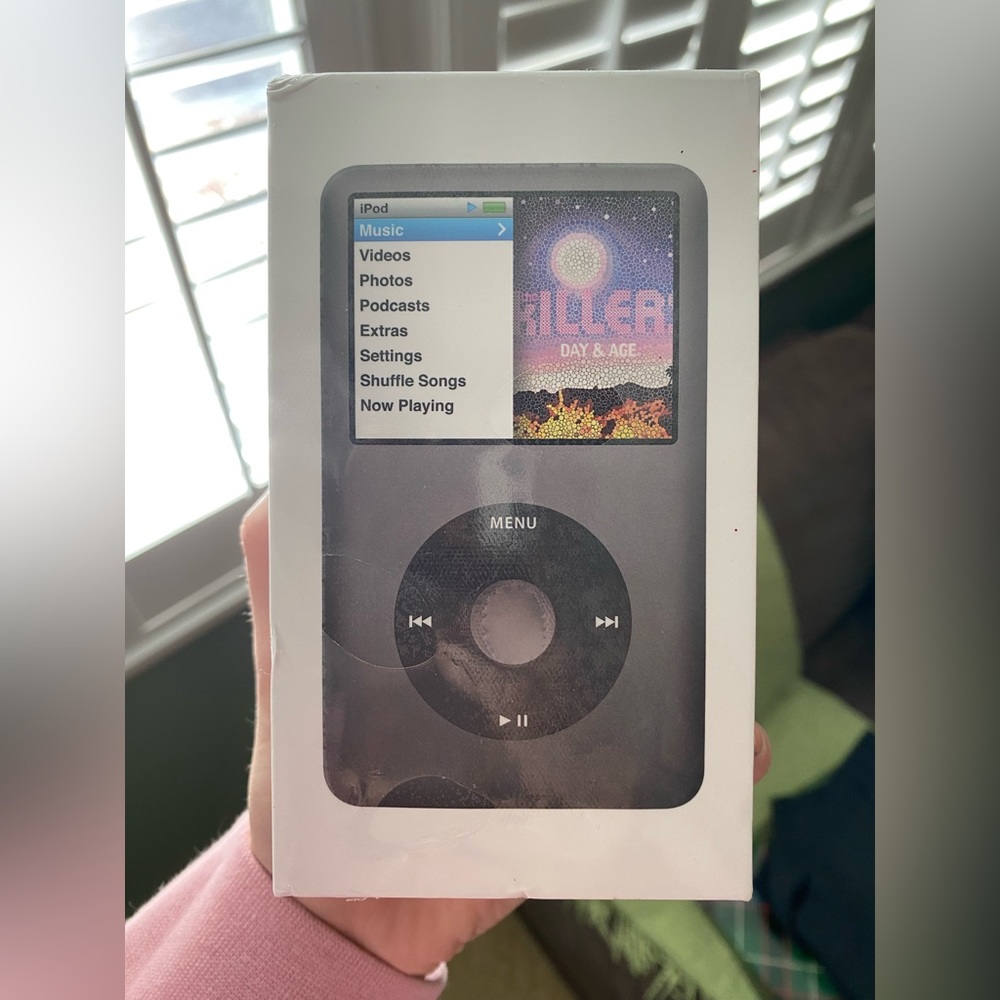 iPod Classic 160gb Black FACTORY SEALED